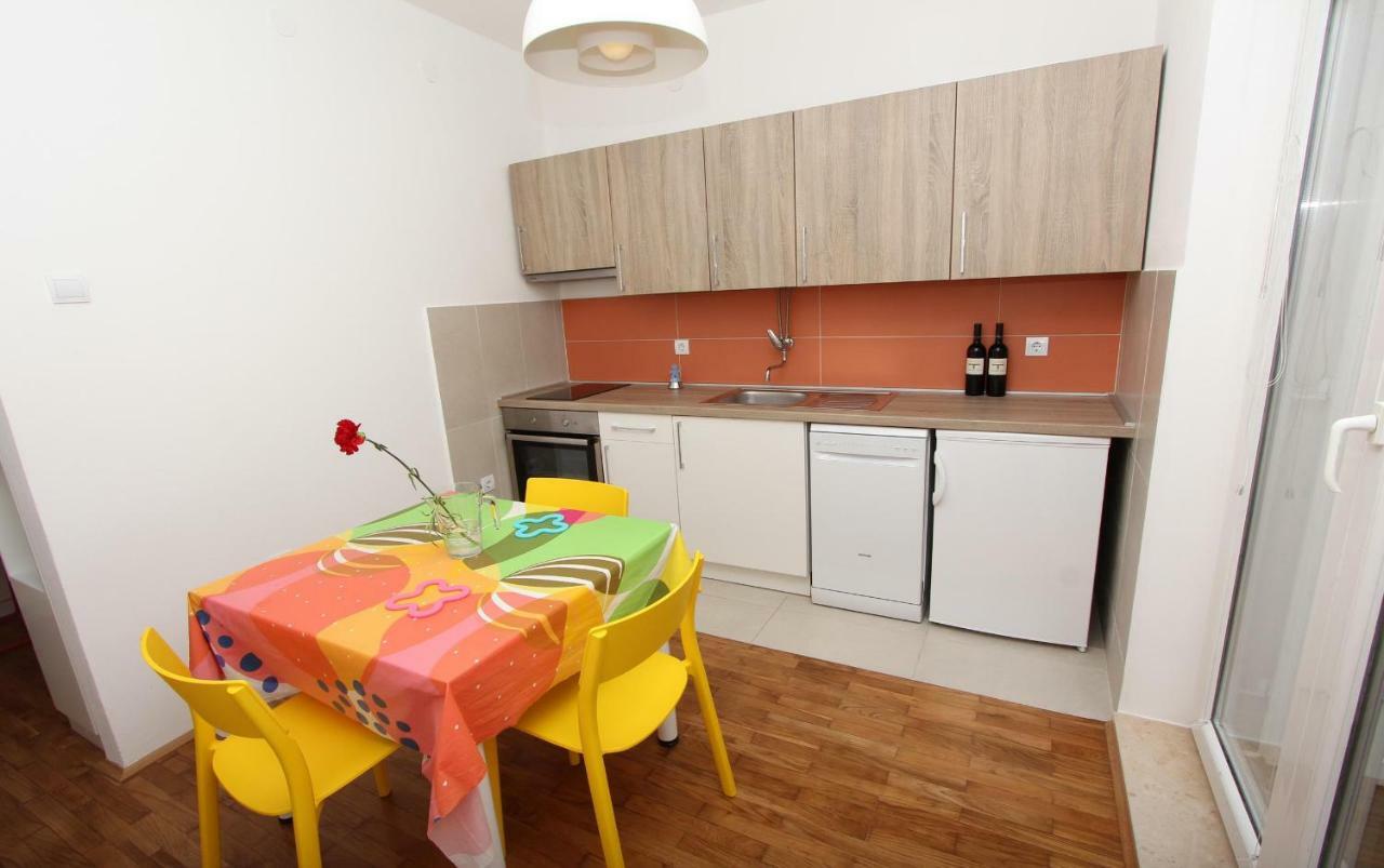 Apartman Paris *