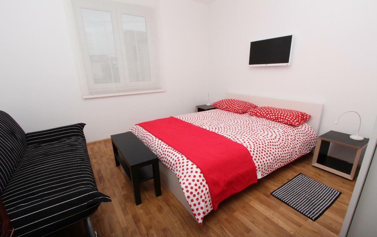 Paris Apartman *